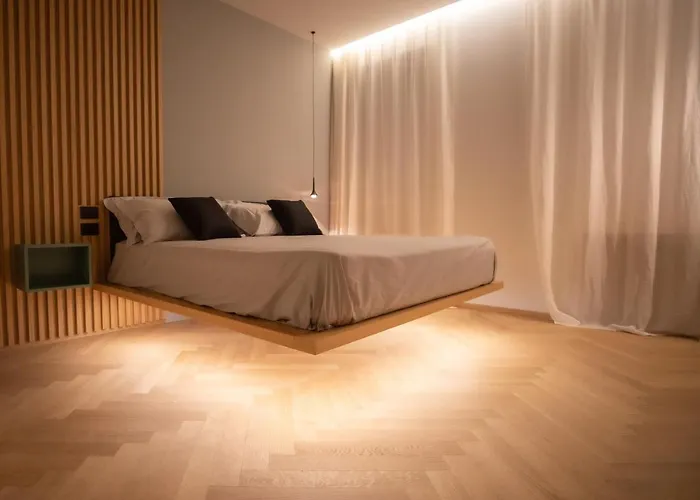 S1 Luxury And * Triëst