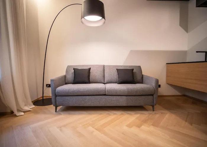 S1 Luxury And * Triëst