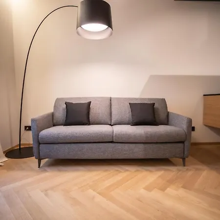 S1 Luxury And * Trieszt