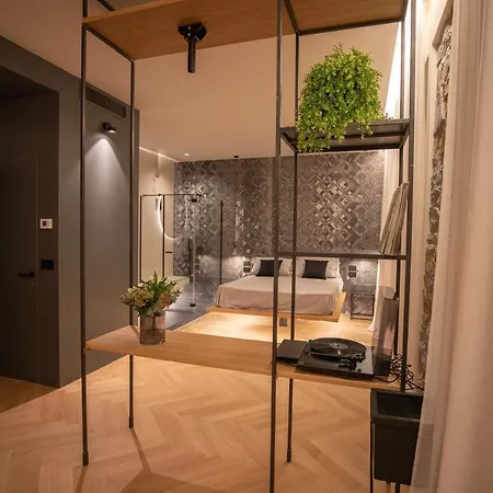 S1 Luxury And Trieszt